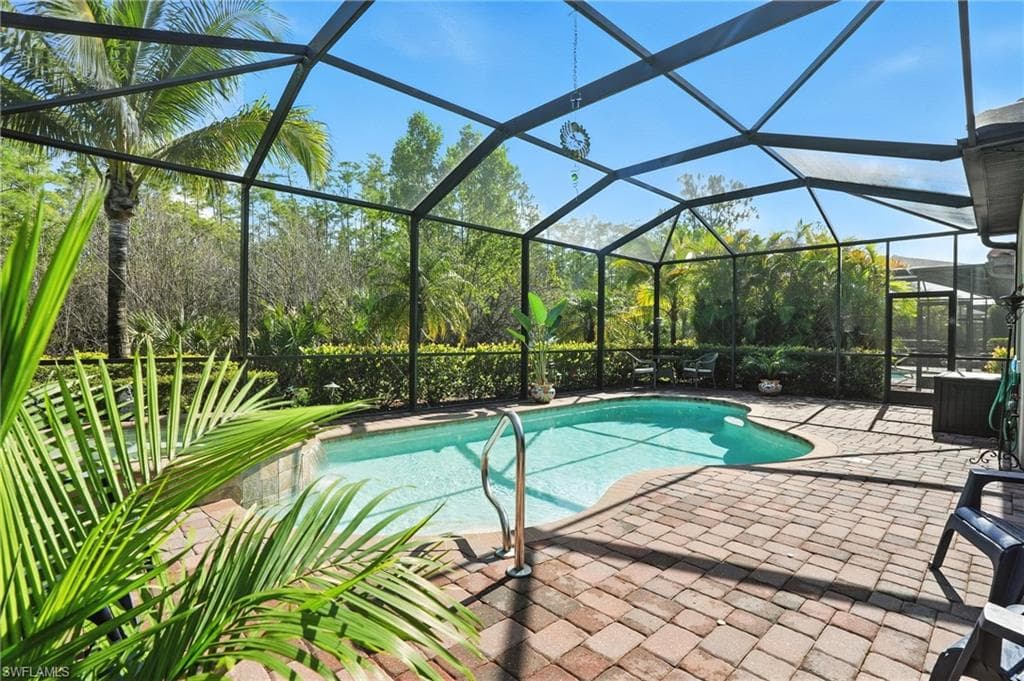 17330 Galway Run, Bonita Springs, FL 34135-6