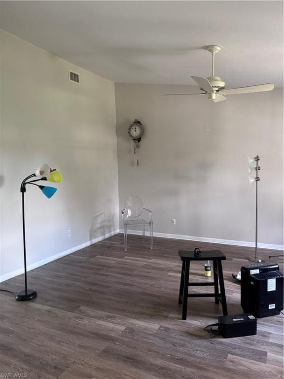 191 Round Key Cir D2, Naples, FL 34112-11