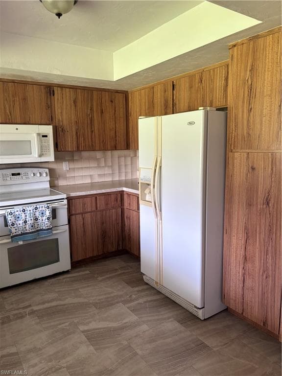 191 Round Key Cir D2, Naples, FL 34112-4