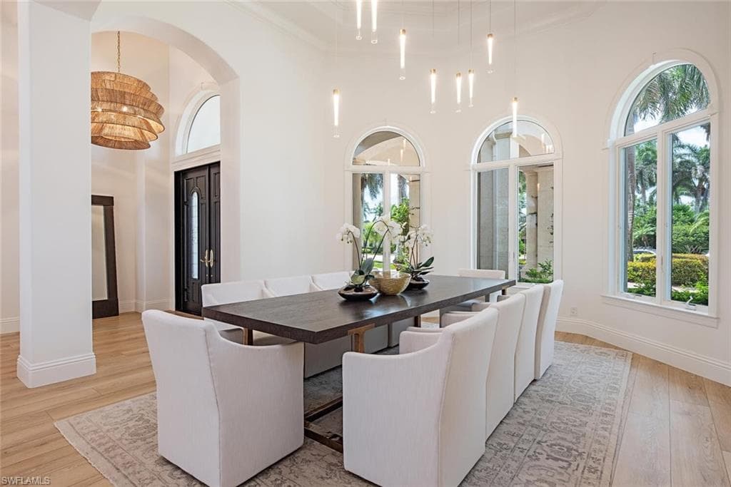 1633 Chinaberry Way, Naples, FL 34105-13