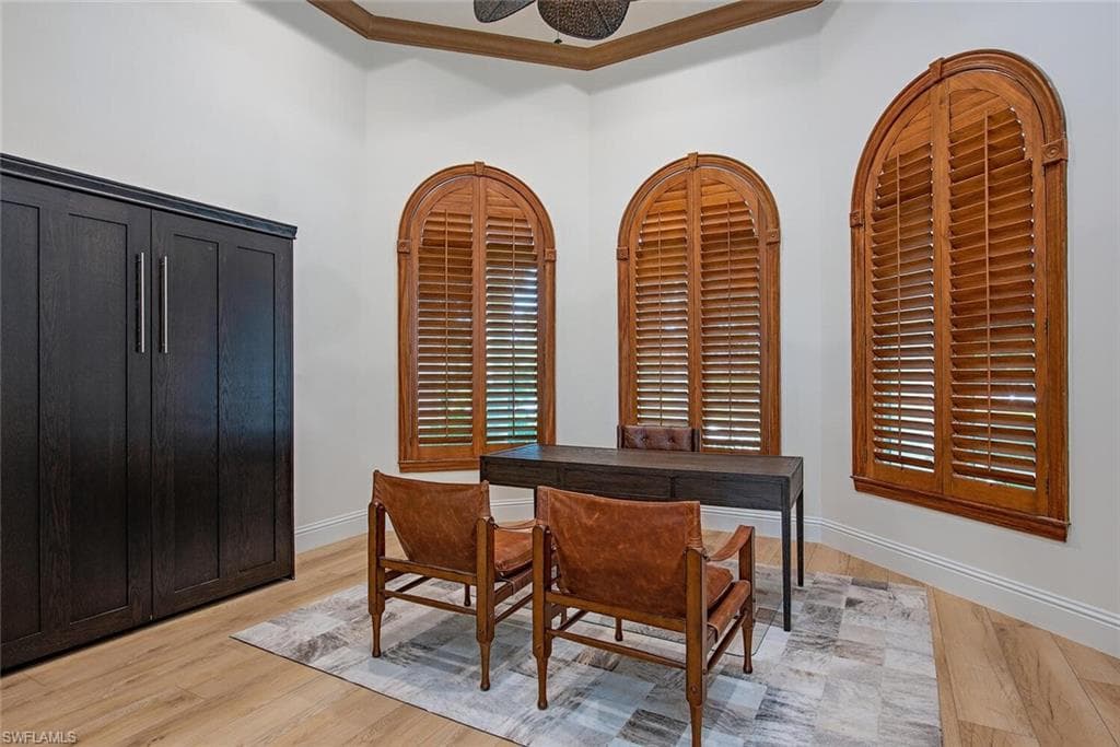 1633 Chinaberry Way, Naples, FL 34105-15