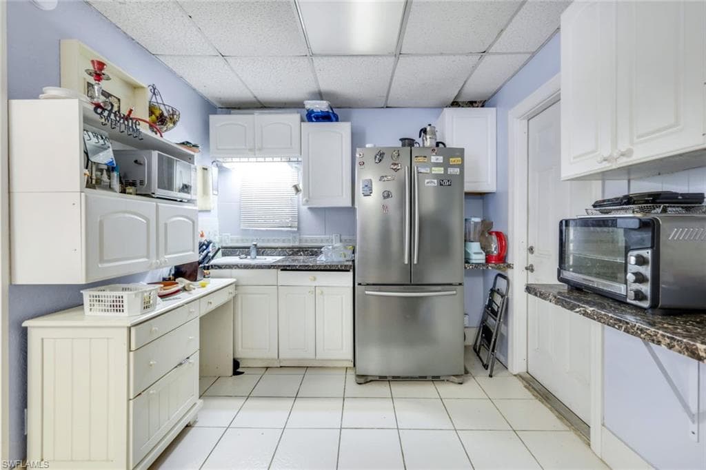 514 105th Ave N 6, Naples, FL 34108-23
