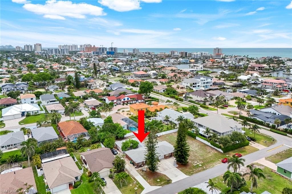 514 105th Ave N 6, Naples, FL 34108-31