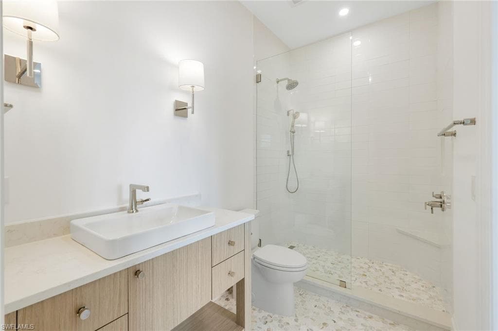 960 Iris Ct, Marco Island, FL 34145-29