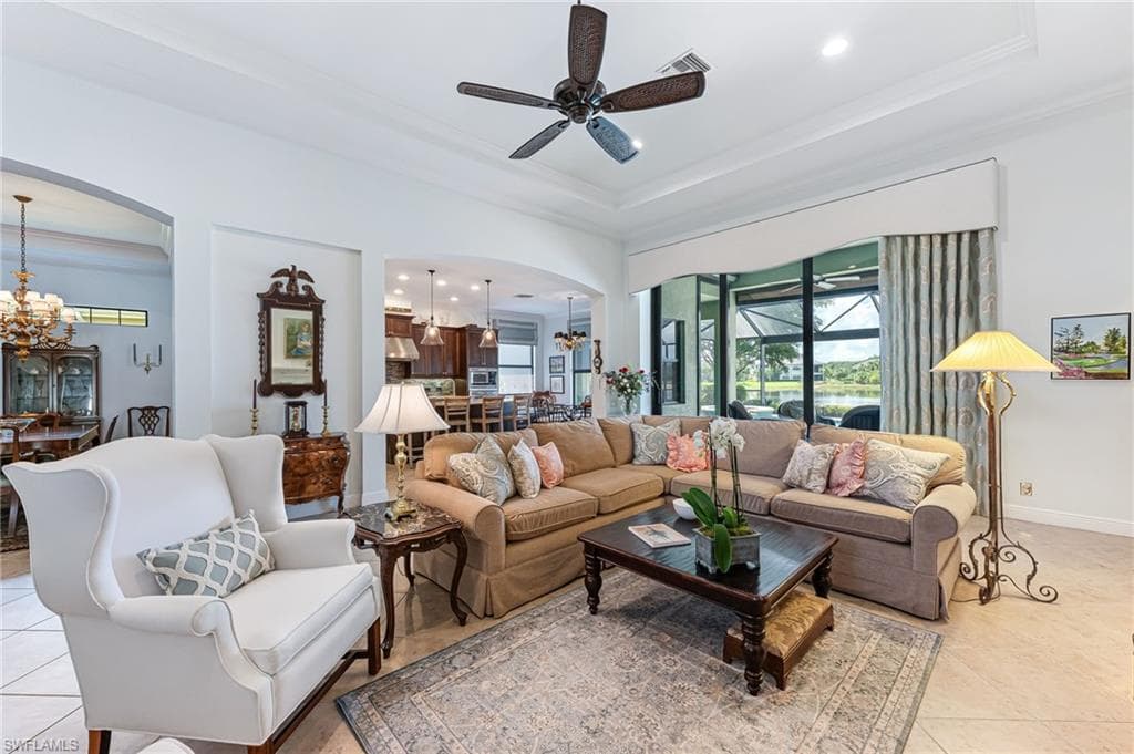 12348 Wisteria Dr, Naples, FL 34120-10