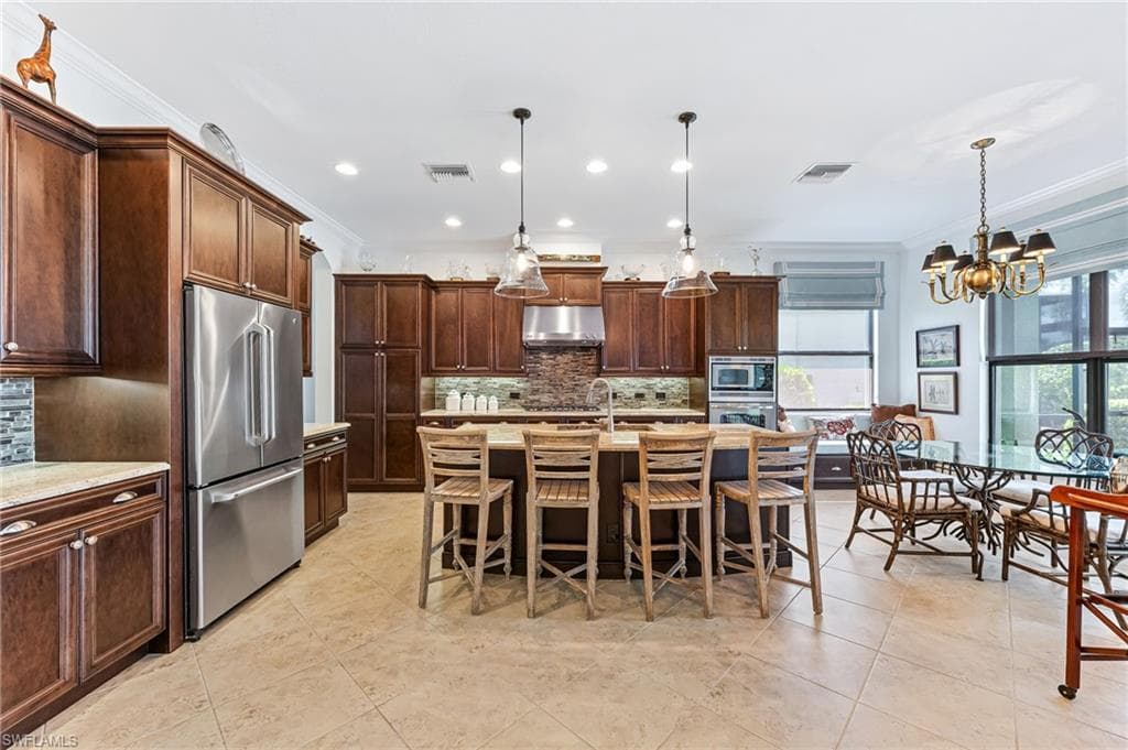 12348 Wisteria Dr, Naples, FL 34120-11
