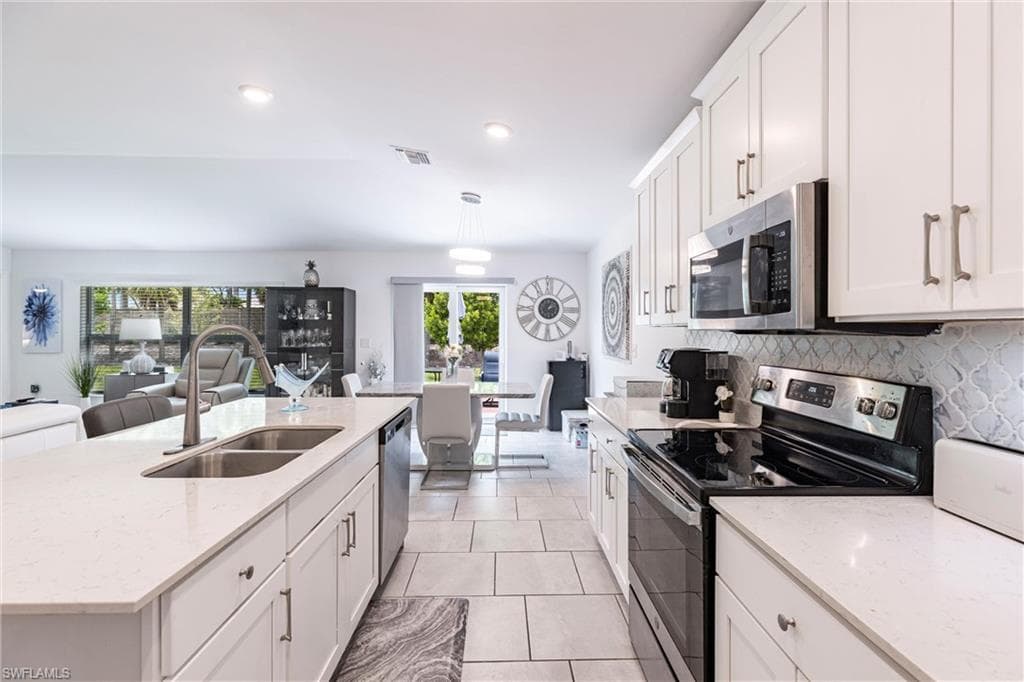 3813 Treasure Oak Way, Fort Myers, FL 33905-8