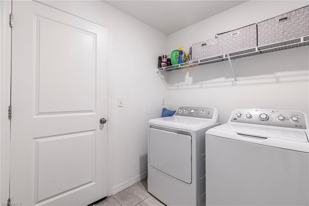 3813 Treasure Oak Way, Fort Myers, FL 33905-20