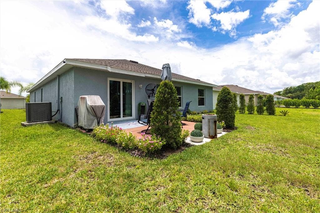 3813 Treasure Oak Way, Fort Myers, FL 33905-23