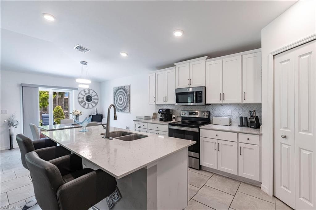 3813 Treasure Oak Way, Fort Myers, FL 33905-6