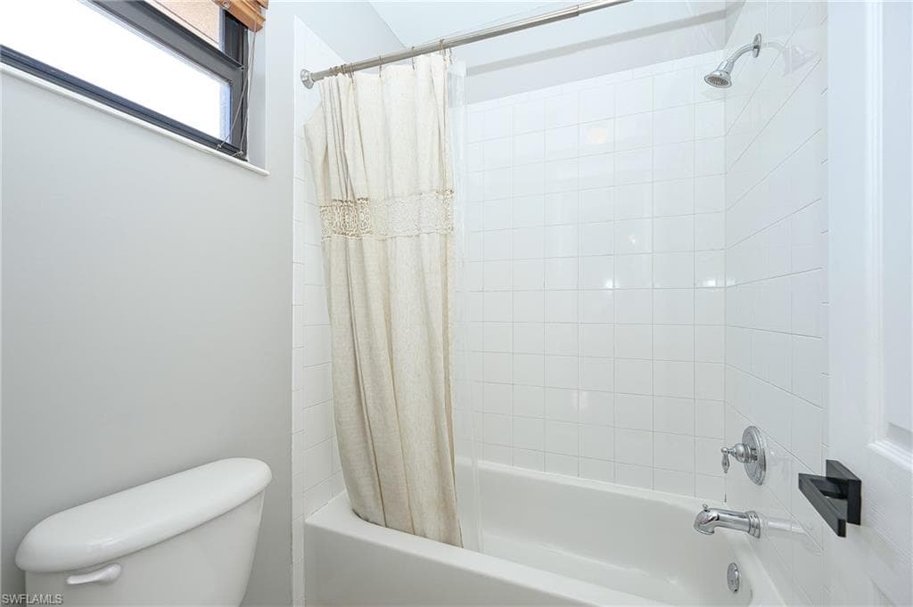 1339 Kendari Ter, Naples, FL 34113-14
