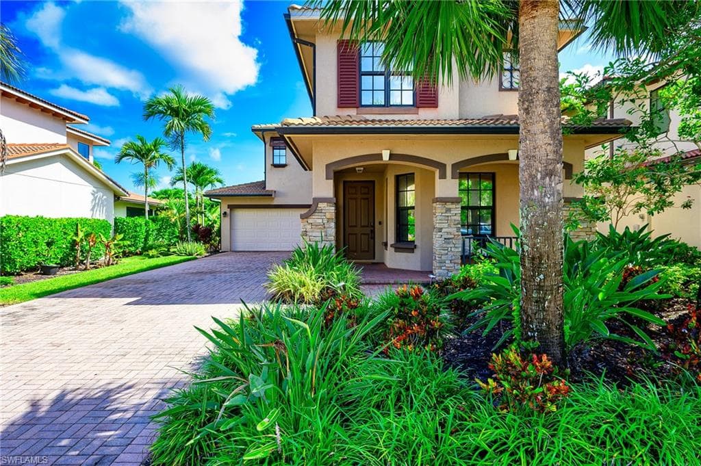 1339 Kendari Ter, Naples, FL 34113-2