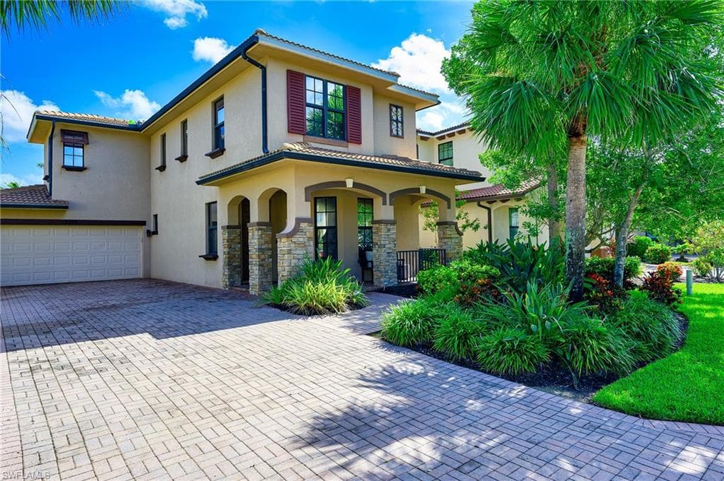 1339 Kendari Ter, Naples, FL 34113-3