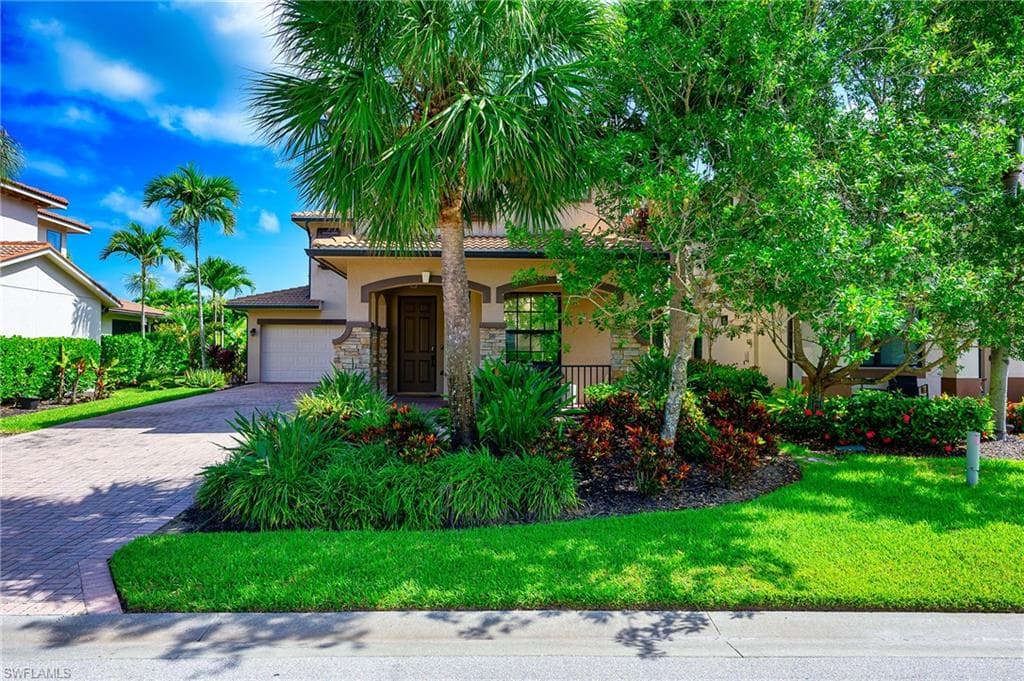 1339 Kendari Ter, Naples, FL 34113-4