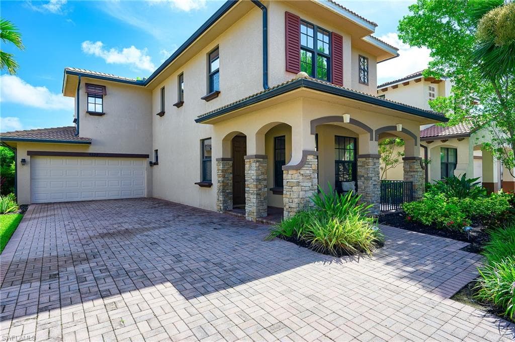 1339 Kendari Ter, Naples, FL 34113-5