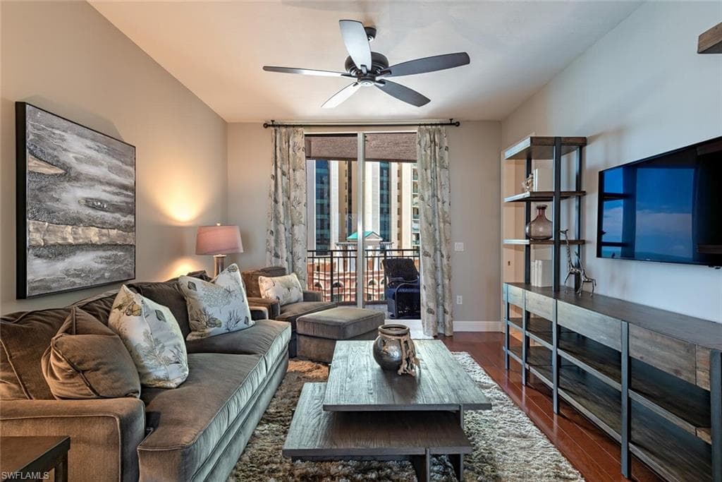 970 Cape Marco Dr 802, Marco Island, FL 34145-9