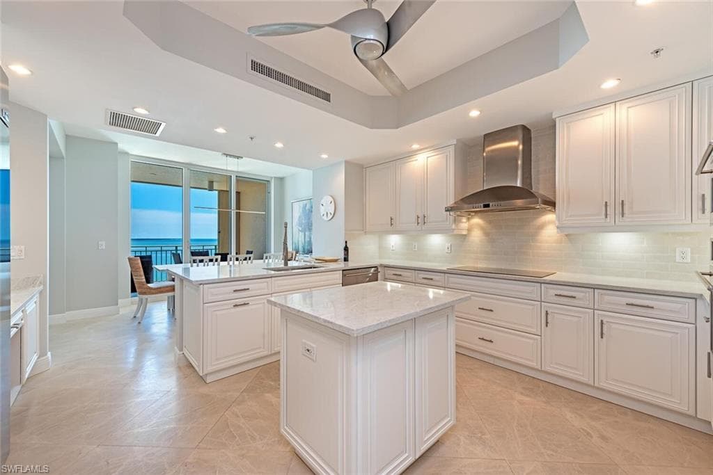 970 Cape Marco Dr 802, Marco Island, FL 34145-7