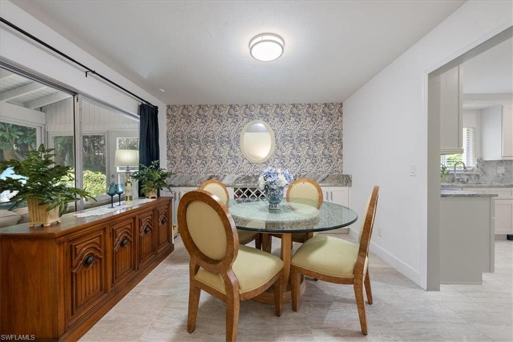 526 Bristle Cone Ln 64, Naples, FL 34113-9