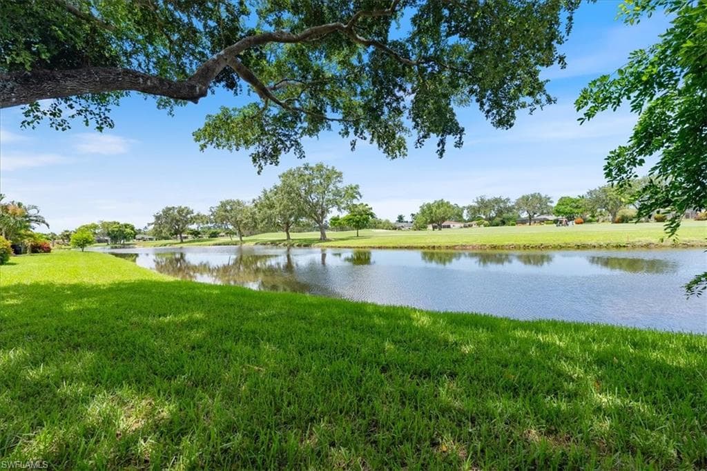 526 Bristle Cone Ln 64, Naples, FL 34113-21