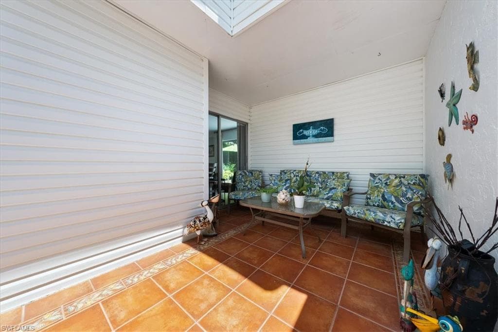 526 Bristle Cone Ln 64, Naples, FL 34113-23