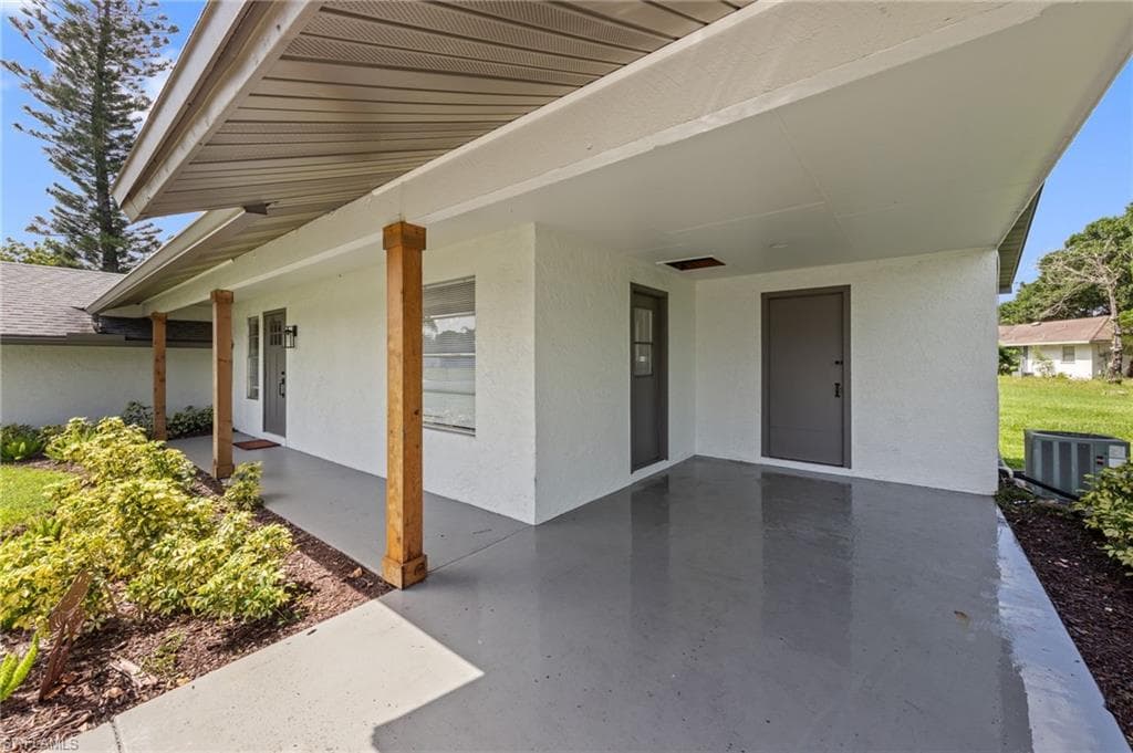 101 Durland Ave, Lehigh Acres, FL 33936-19