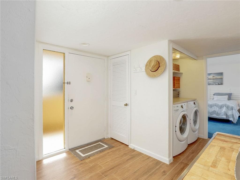 10475 Gulf Shore Dr 132, Naples, FL 34108-14