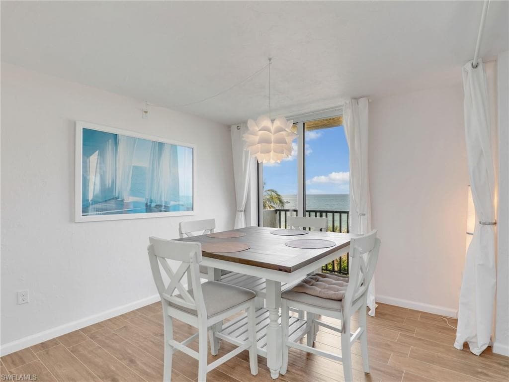 10475 Gulf Shore Dr 132, Naples, FL 34108-32