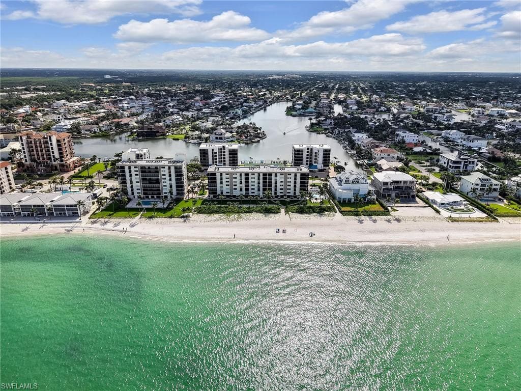 10475 Gulf Shore Dr 132, Naples, FL 34108-51