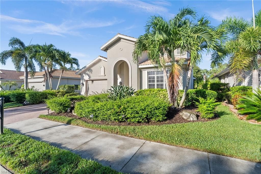 19800 Casa Verde Way, Estero, FL 33967-7