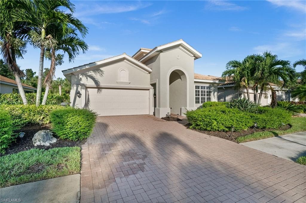 19800 Casa Verde Way, Estero, FL 33967-8
