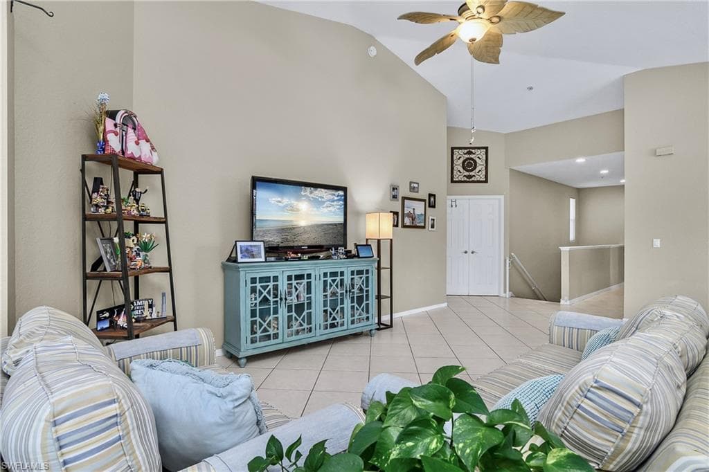 680 Lalique Cir 1205, Naples, FL 34119-10