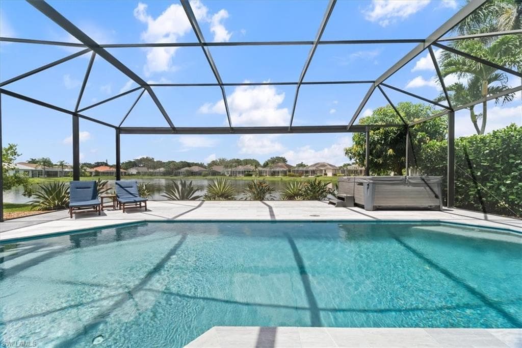 7550 Citrus Hill Ln, Naples, FL 34109-28
