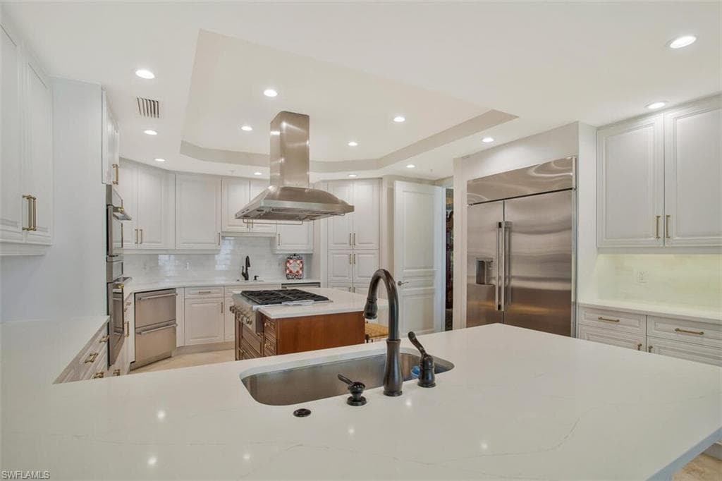 970 Cape Marco Dr 1107, Marco Island, FL 34145-30