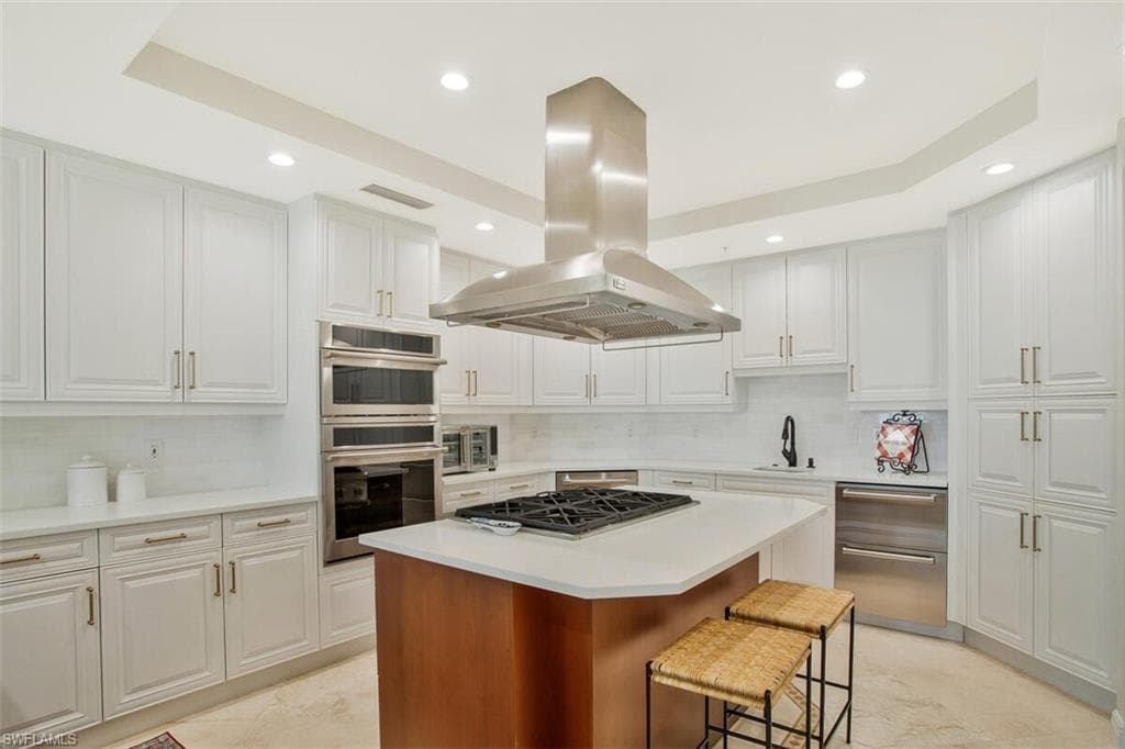 970 Cape Marco Dr 1107, Marco Island, FL 34145-4