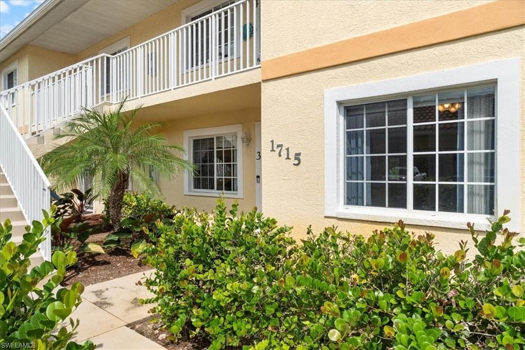 1715 Reuven Cir 2103, Naples, FL 34112-29