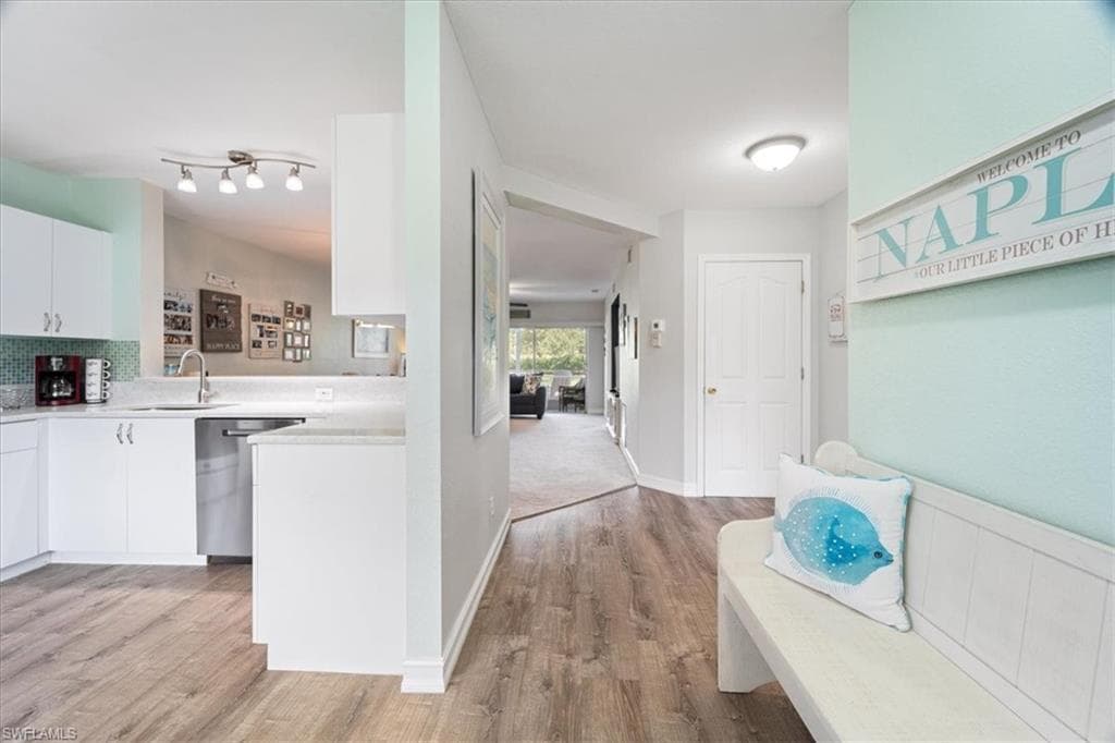 1715 Reuven Cir 2103, Naples, FL 34112-5