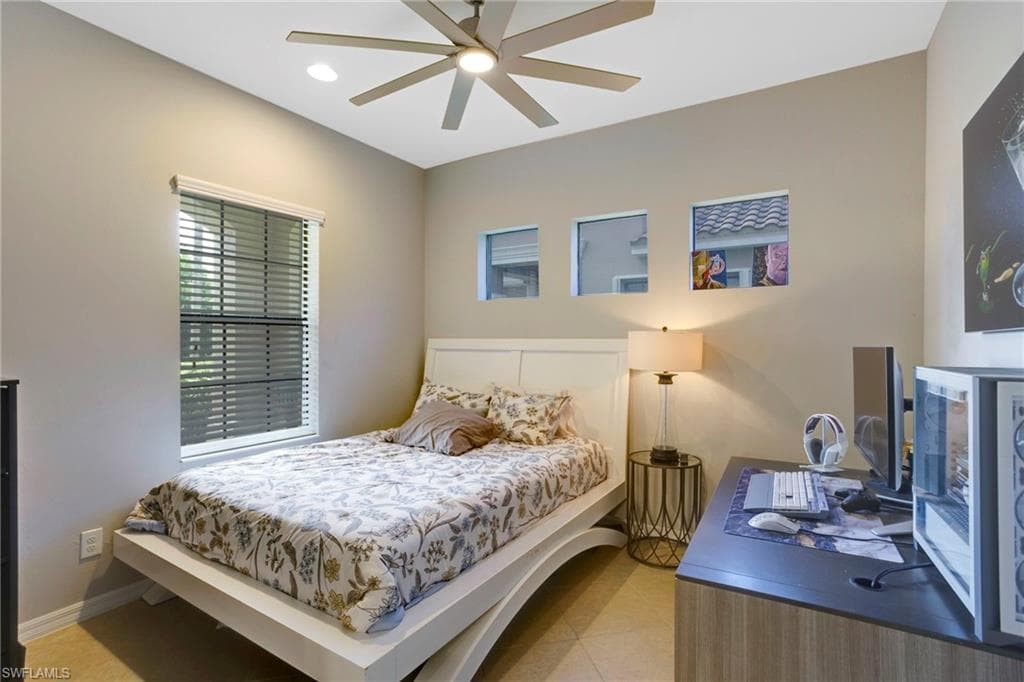 4573 Waterscape Ln, Fort Myers, FL 33966-15