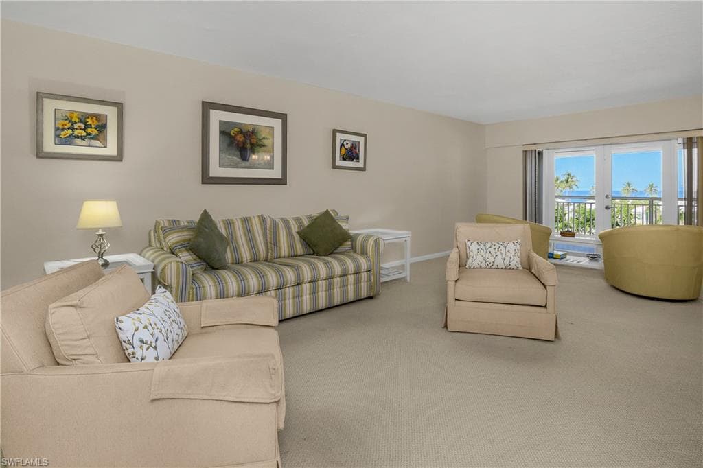 2600 Gulf Shore Blvd N 52, Naples, FL 34103-24