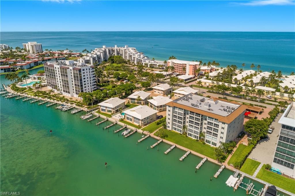 2600 Gulf Shore Blvd N 52, Naples, FL 34103-37