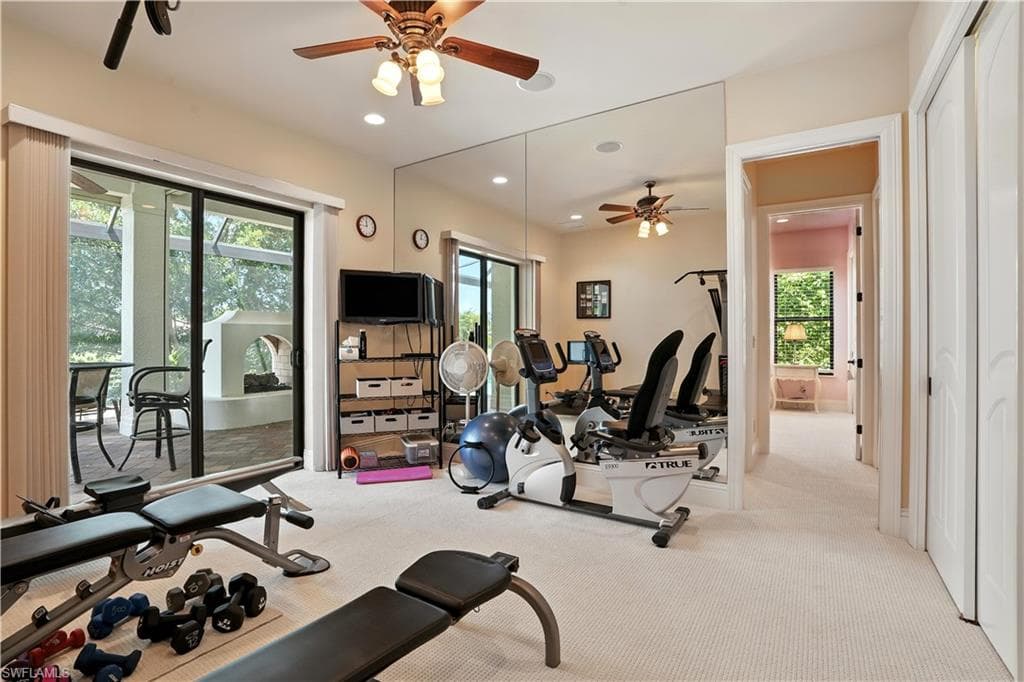 7317 Hagen Way, Naples, FL 34113-33