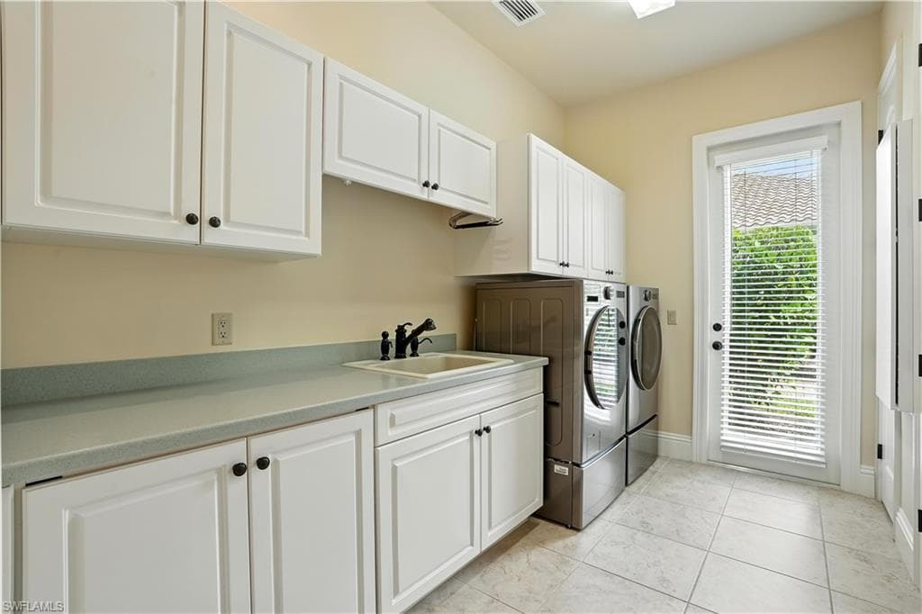 7317 Hagen Way, Naples, FL 34113-37