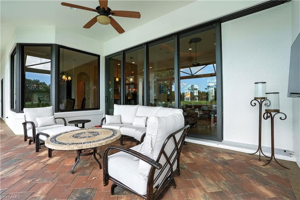 7317 Hagen Way, Naples, FL 34113-38
