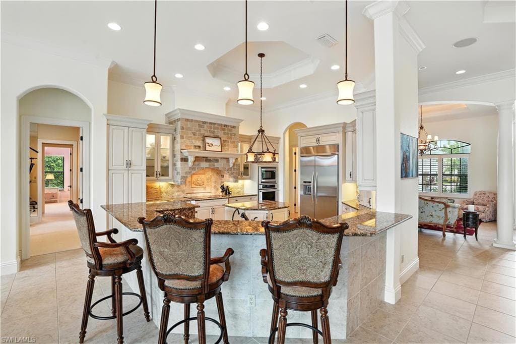 7317 Hagen Way, Naples, FL 34113-7