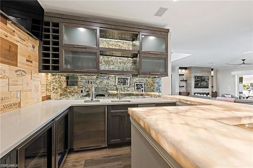 1435 Osprey Ave, Naples, FL 34102-8
