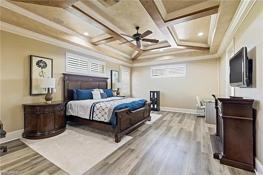 1435 Osprey Ave, Naples, FL 34102-11