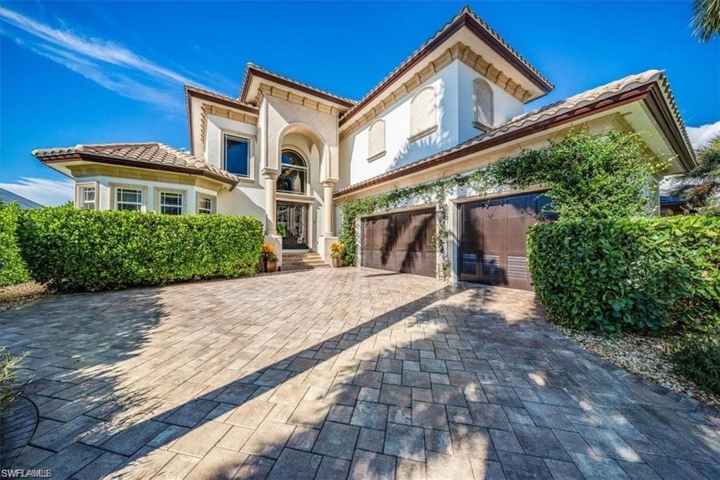 1435 Osprey Ave, Naples, FL 34102-1