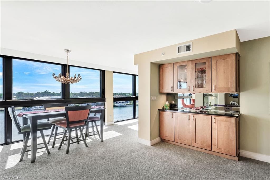 2400 Gulf Shore Blvd N 502, Naples, FL 34103-15