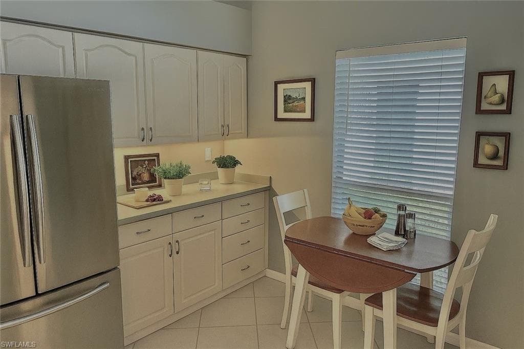 157 Saint James Way, Naples, FL 34104-12