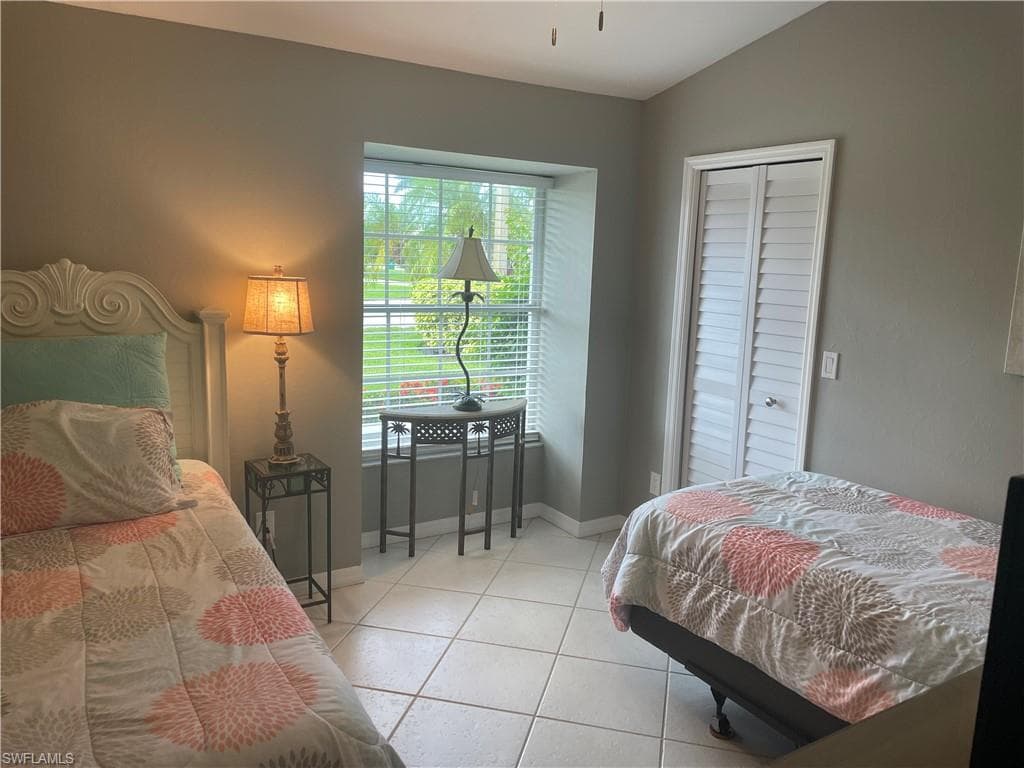 157 Saint James Way, Naples, FL 34104-18