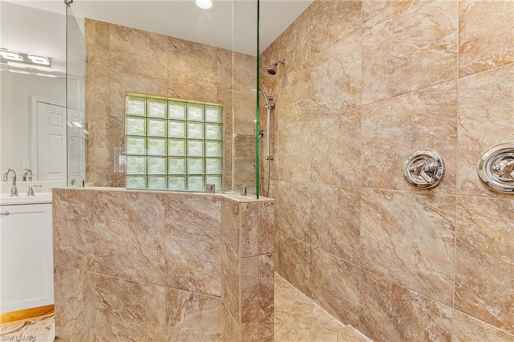 324 Bald Eagle Dr, Marco Island, FL 34145-14